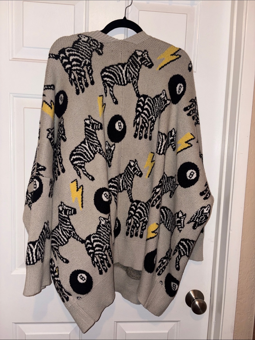 Dressed in LALA Good Luck Charm Oversized Cardigan - Picture 3 of 3